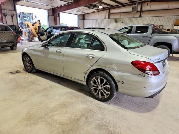 2016 MERCEDES-BENZ C C300-4M