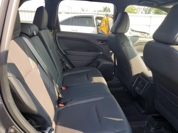 2025 SUBARU FORESTER