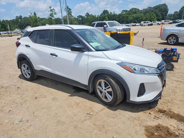 2024 NISSAN KICKS S
