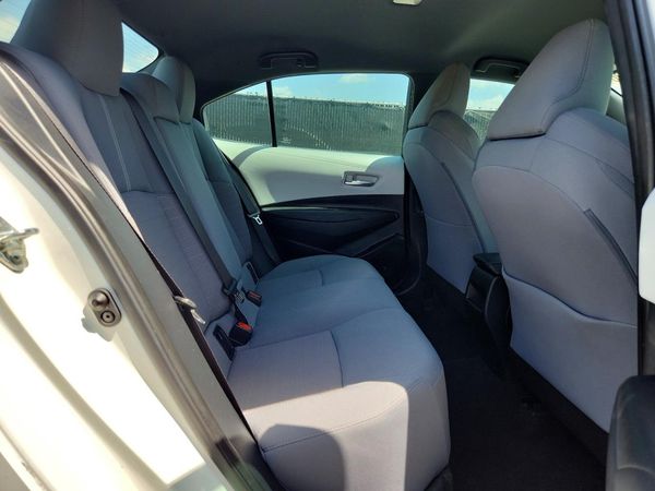 2020 TOYOTA COROLLA SE, CVT