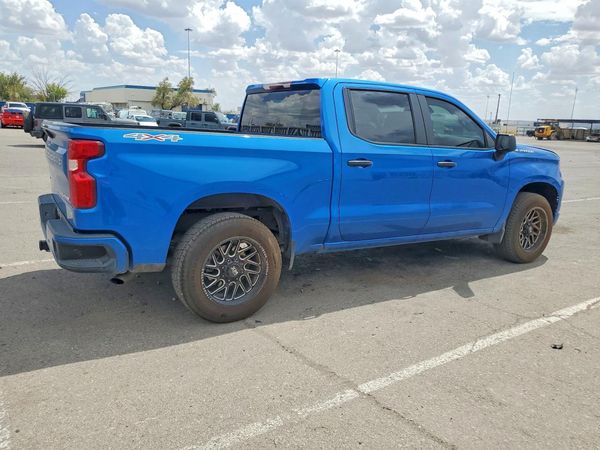 2022 CHEVROLET SILVERADO Custom
