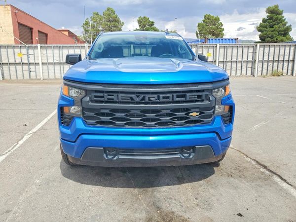 2022 CHEVROLET SILVERADO Custom