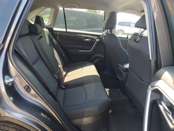2021 TOYOTA RAV4 XLE HV