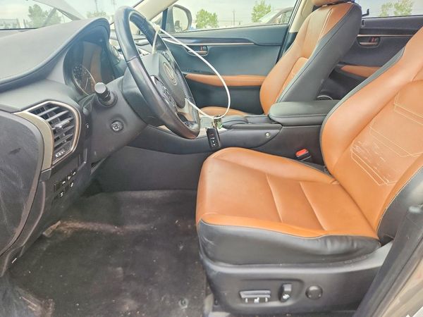 2015 LEXUS NX 200t Luxury
