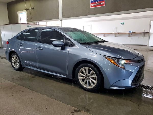 2024 TOYOTA COROLLA — Passenger 3/4