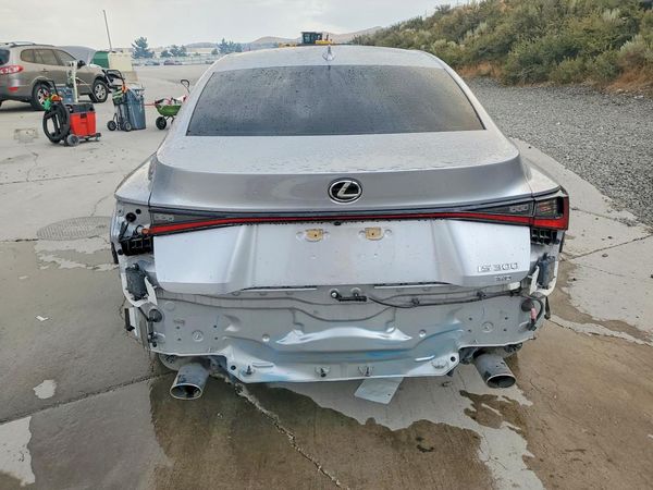 2023 LEXUS IS 300 Premium