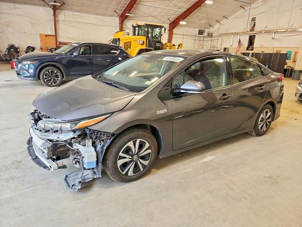 2018 TOYOTA PRIUS Plus/Premium/Advanced