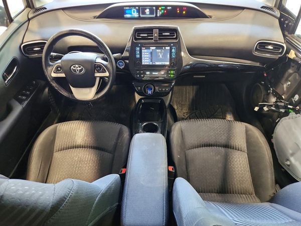 2018 TOYOTA PRIUS Plus/Premium/Advanced