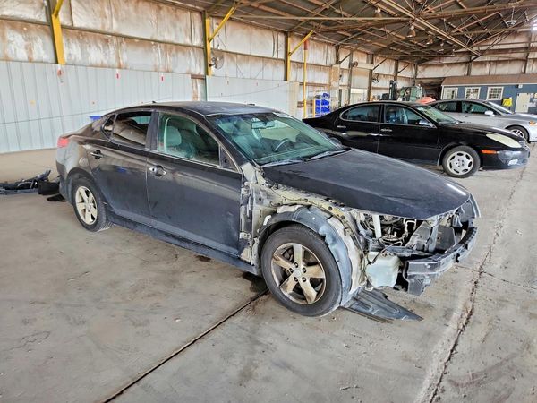 2015 KIA OPTIMA GL - Middle-low