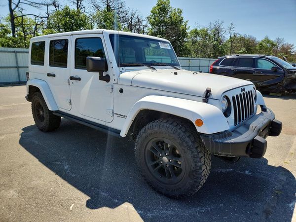 2017 JEEP WRANGLER UNLIMITED SAHARA 4X4