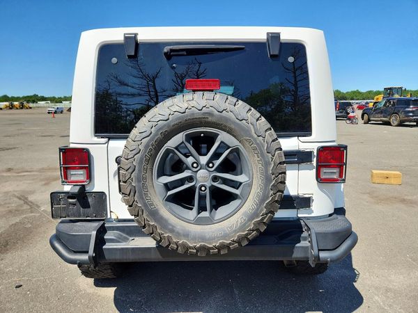 2017 JEEP WRANGLER UNLIMITED SAHARA 4X4