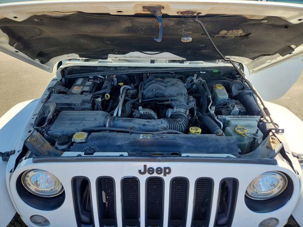2017 JEEP WRANGLER UNLIMITED SAHARA 4X4