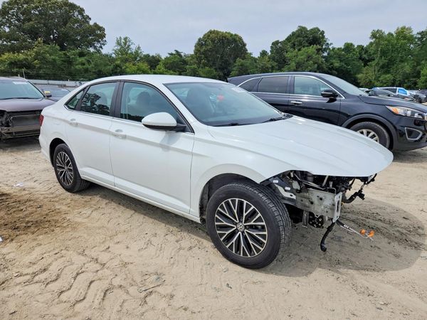 2021 VOLKSWAGEN JETTA S / SE / R-Line