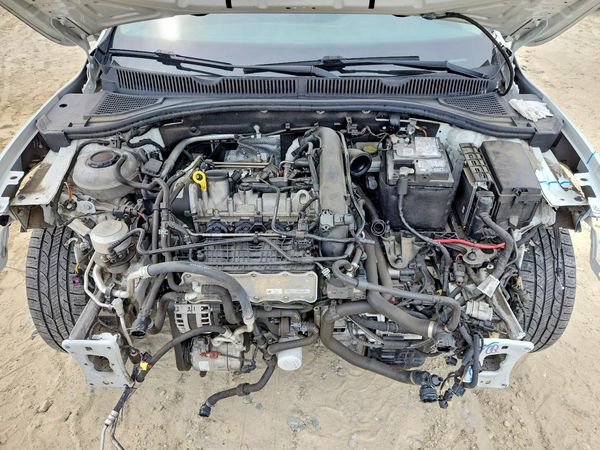 2021 VOLKSWAGEN JETTA S / SE / R-Line