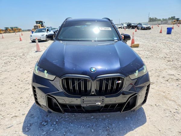 2026 BMW X5 M60i