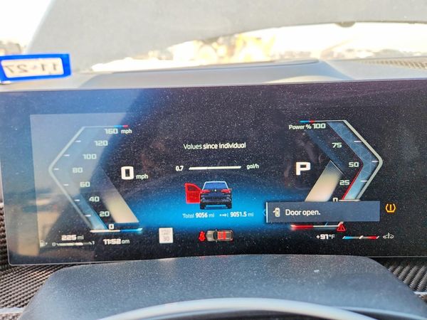 2026 BMW X5 M60i