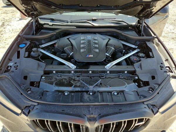 2026 BMW X5 M60i