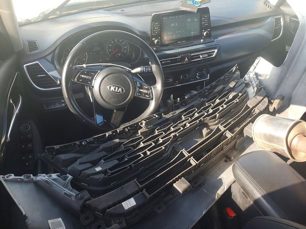 2021 KIA SELTOS S