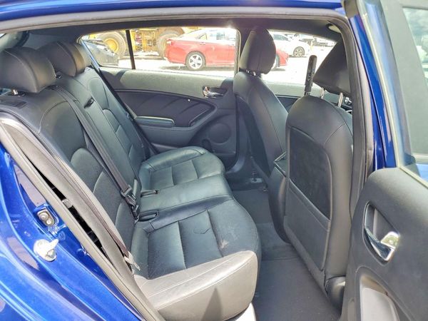 2017 KIA FORTE5 EX Premium, SX