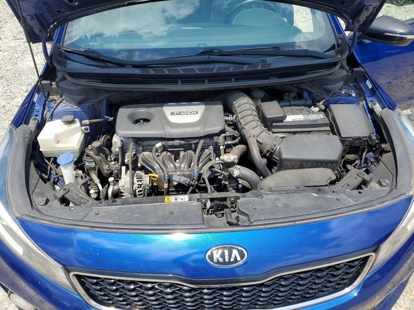 2017 KIA FORTE5 EX Premium, SX