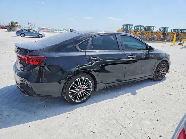 2022 KIA FORTE GT