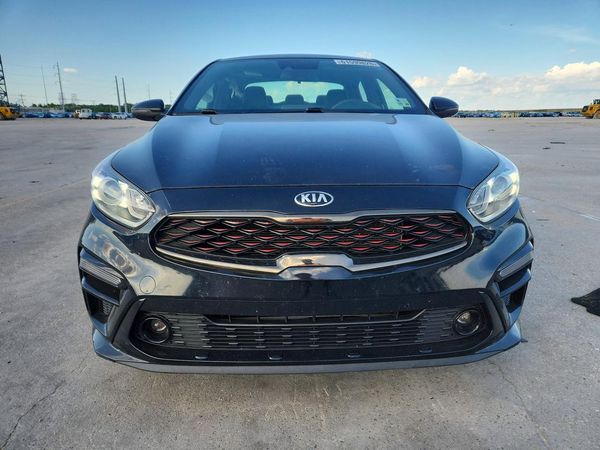 2021 KIA FORTE GT Line