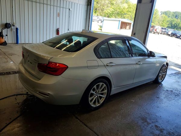 2018 BMW 320 xDrive SA