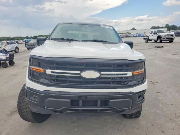 2024 FORD F150