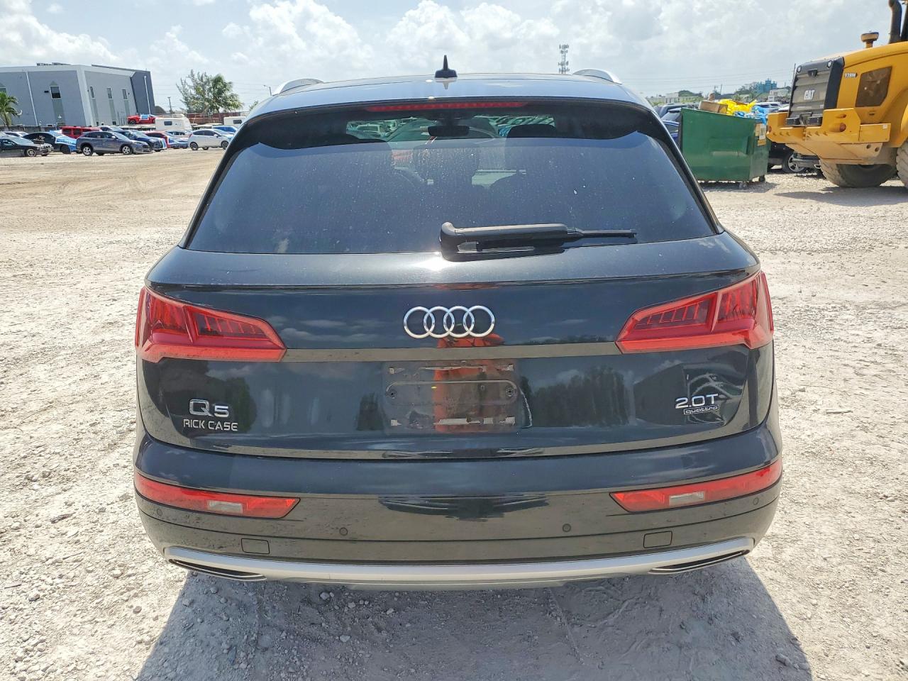 2018 AUDI Q5 quattro Prestige