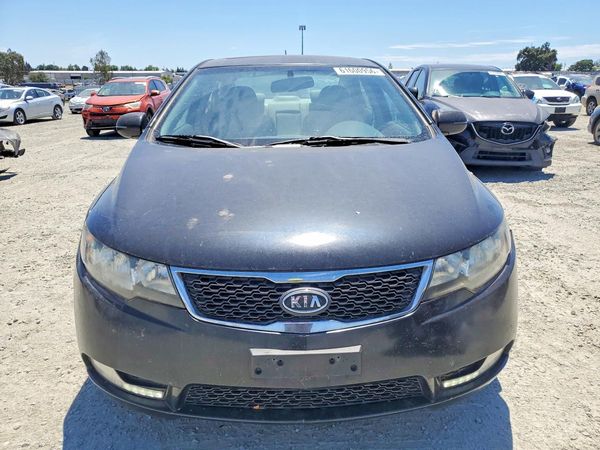 2013 KIA FORTE