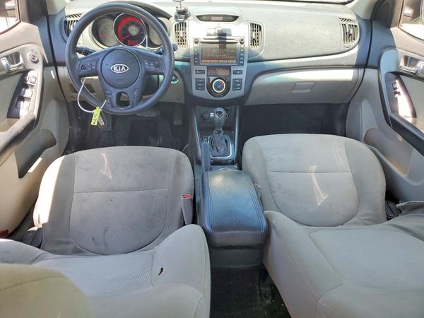 2013 KIA FORTE