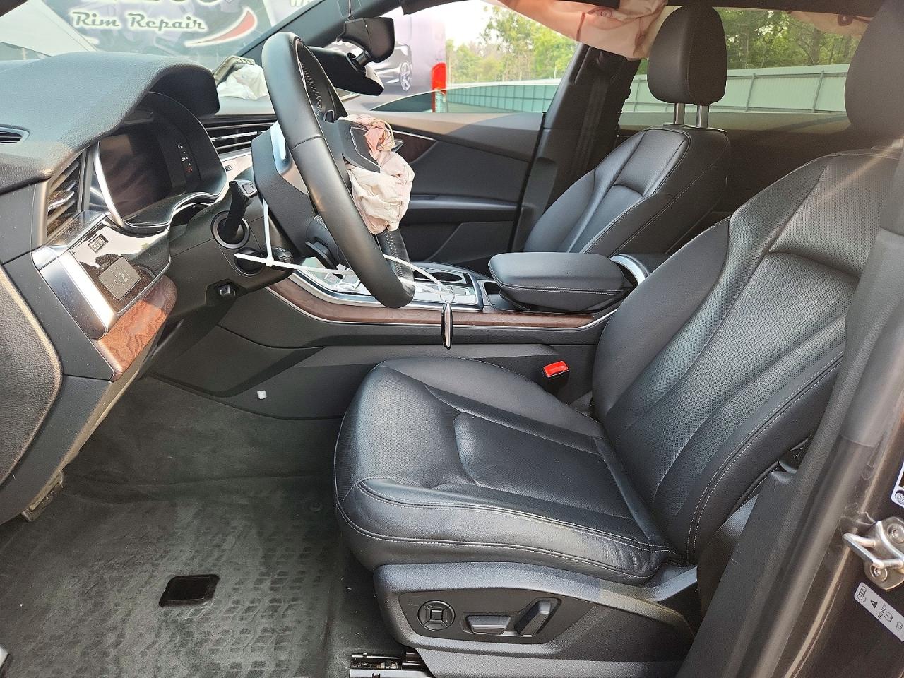 2020 AUDI Q8