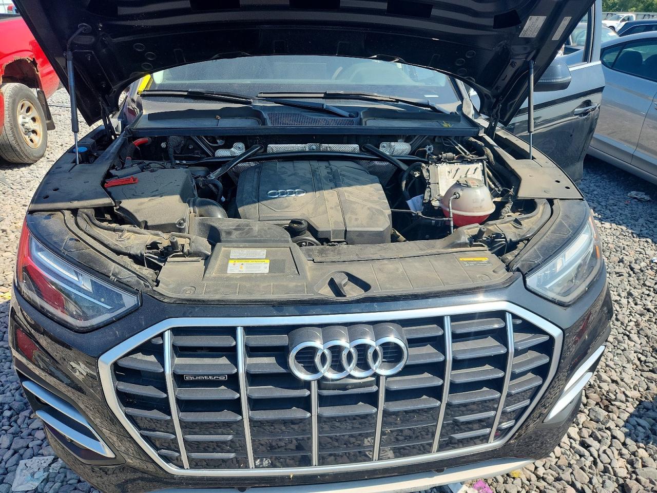 2021 AUDI Q5 quattro Premium Plus