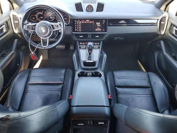 2023 PORSCHE CAYENNE