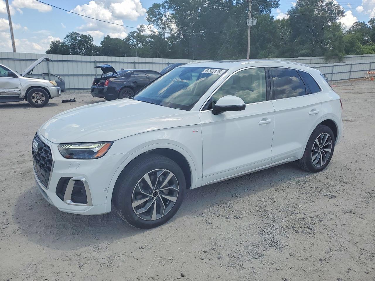 2023 AUDI Q5 S Line quattro Prestige