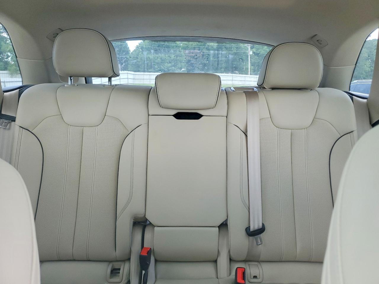 2023 AUDI Q5 S Line quattro Prestige