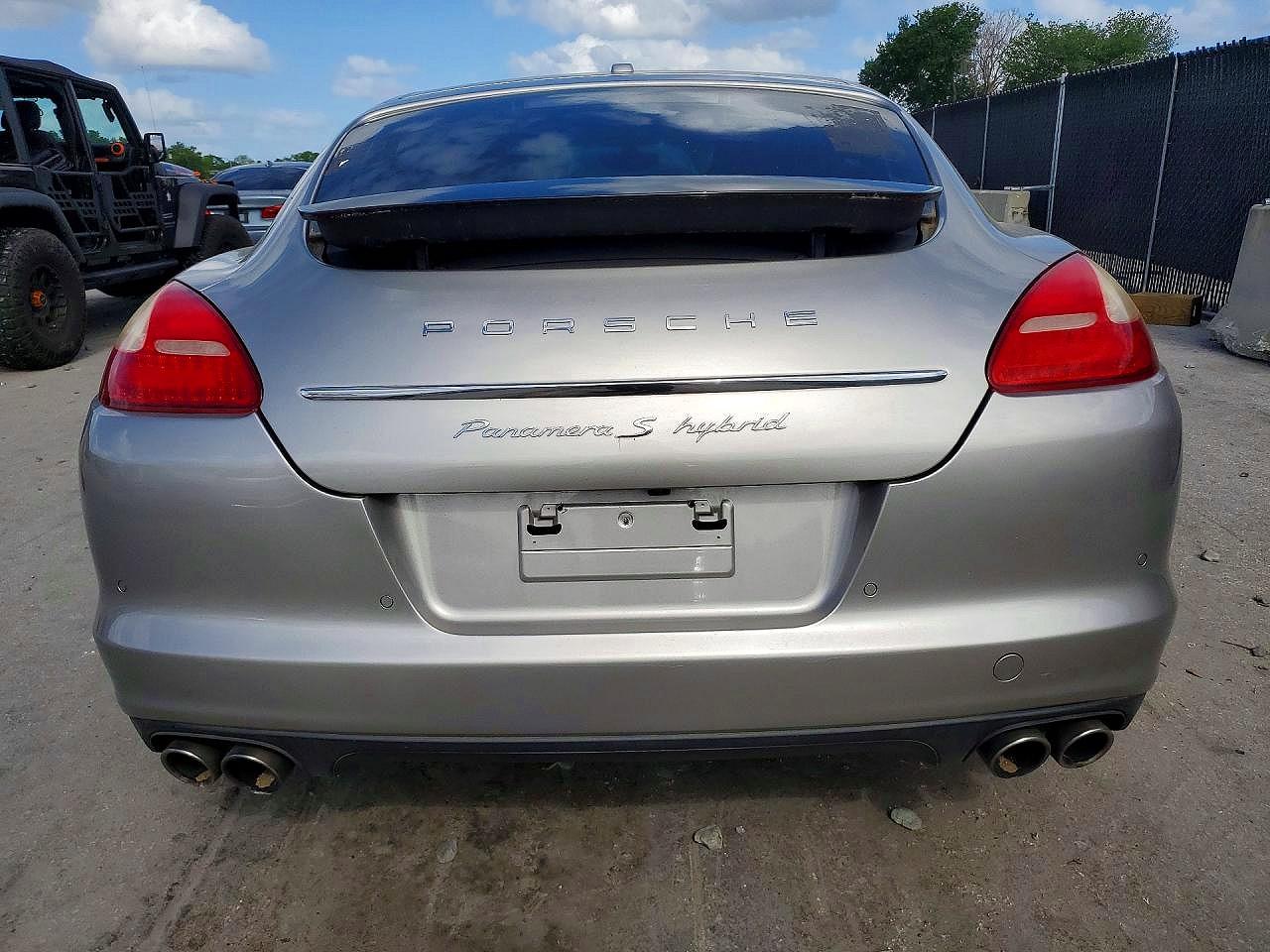 2012 PORSCHE PANAMERA S Hybrid