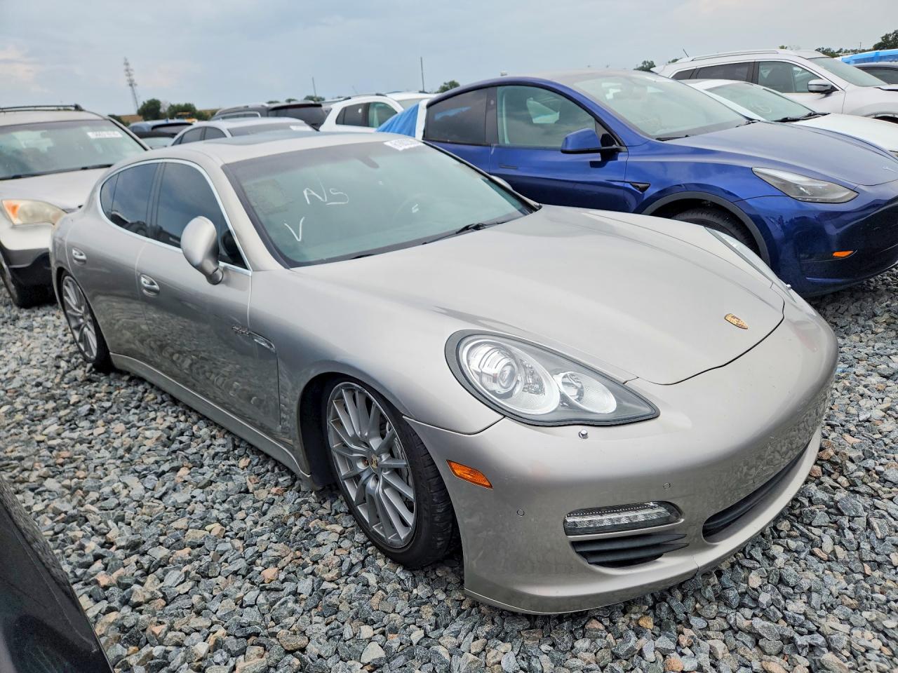 2012 PORSCHE PANAMERA S Hybrid
