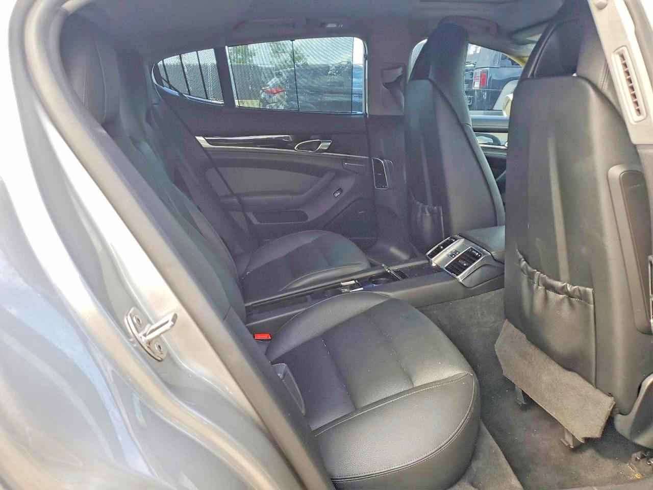 2012 PORSCHE PANAMERA S Hybrid