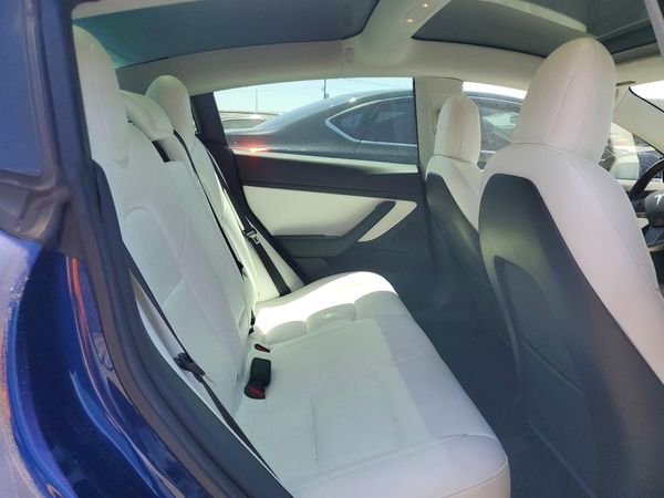 2019 TESLA MODEL 3