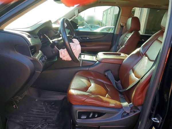 2016 CADILLAC ESCALADE