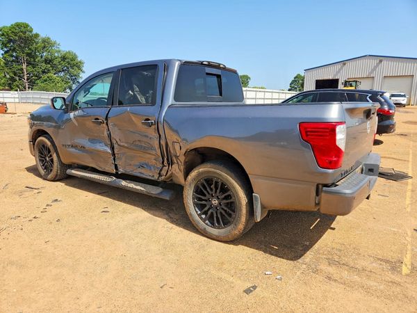 2018 NISSAN TITAN
