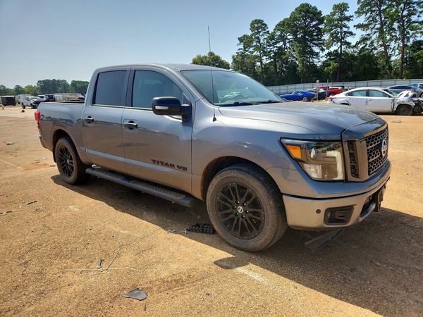 2018 NISSAN TITAN