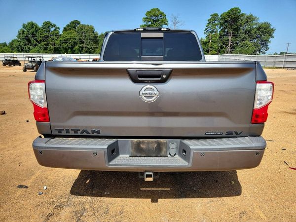 2018 NISSAN TITAN