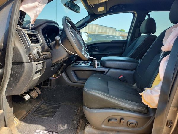 2018 NISSAN TITAN