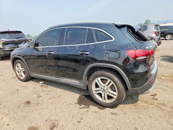 2021 MERCEDES-BENZ GLA