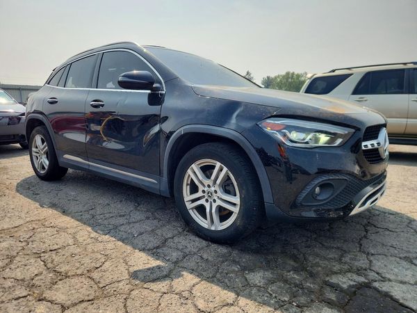2021 MERCEDES-BENZ GLA
