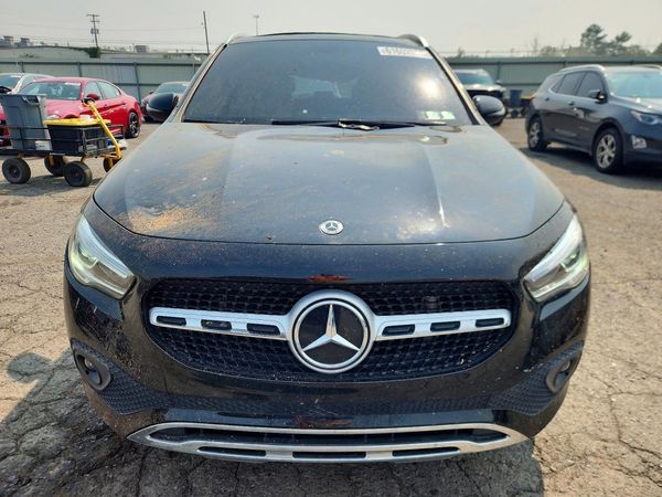 2021 MERCEDES-BENZ GLA