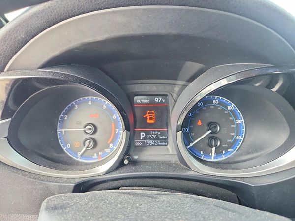 2014 TOYOTA COROLLA L/LE