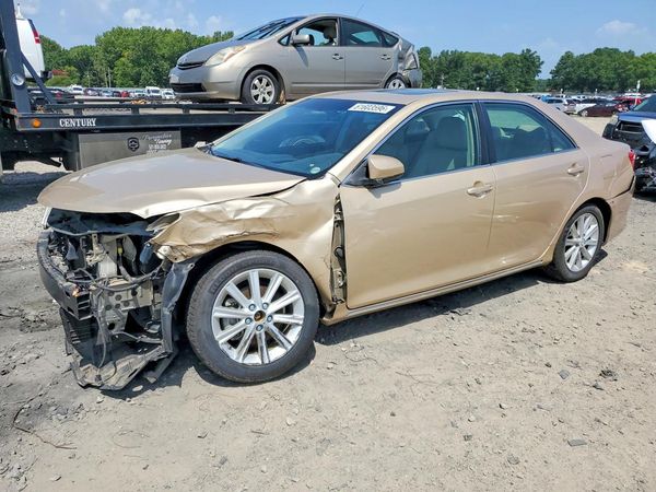 2012 TOYOTA CAMRY
